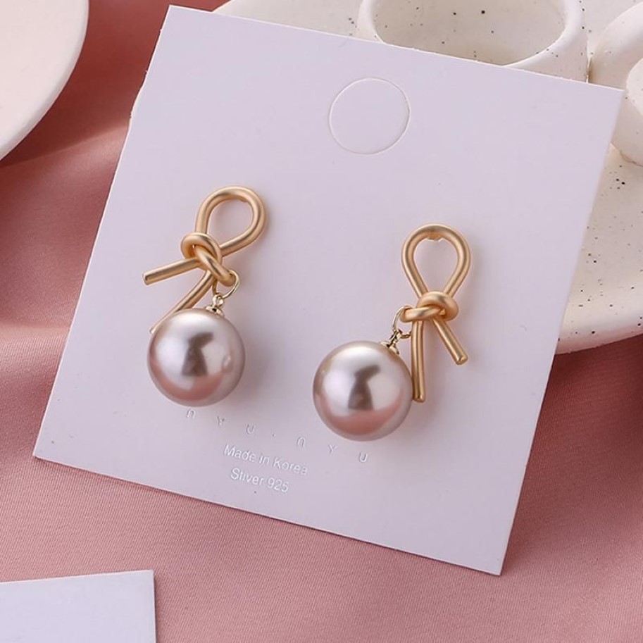 Clip-on Screw Back Vintage Metal Gold Pendientes de clip de perlas brillantes grandes Diseño geométrico irregular para mujeres Niña Oreja no perforada Cl292x