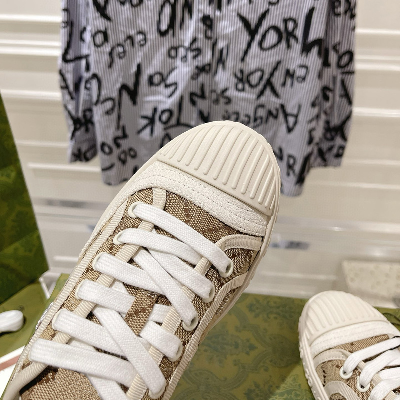 10a mode canvas sneaker designer män kvinnor casual skor lyx denim tofsels sommar låg hjälp sneaker av hög kvalitet utomhus små vita skor storlek 35-45 med låda