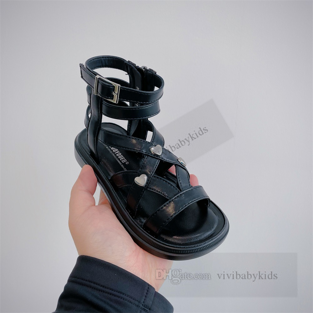 Kinder lieben Herz Nieten Sandalen Sommer Mädchen weichen Boden rutschfeste Strand Prinzessin Schuhe Mode High Top Mädchen römische Sandalen Z7453