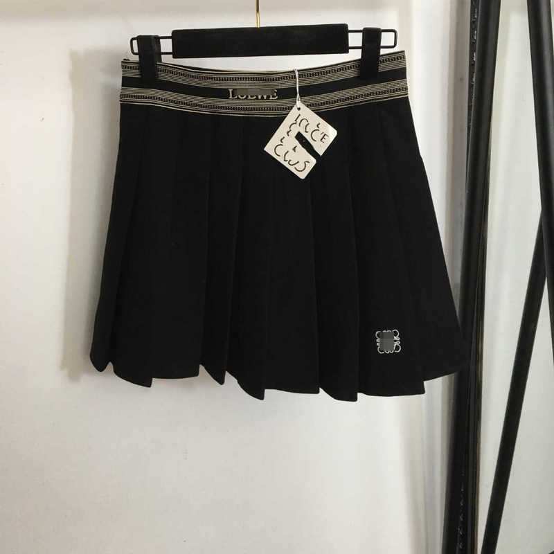 Skirts designer 2023 New Elegant Women's Embroidered Letter Ribbon High Waist Pleated Half Skirt Safety Pants Lining VC5B