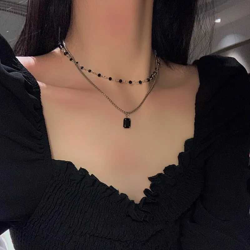 Anhänger Halsketten Frauen Choker Halskette Doppelschicht Perlen Halskette Geschenk für Freund Silber Farbe Geometrische Halskette Großhandel Kragen Schmuck 240330