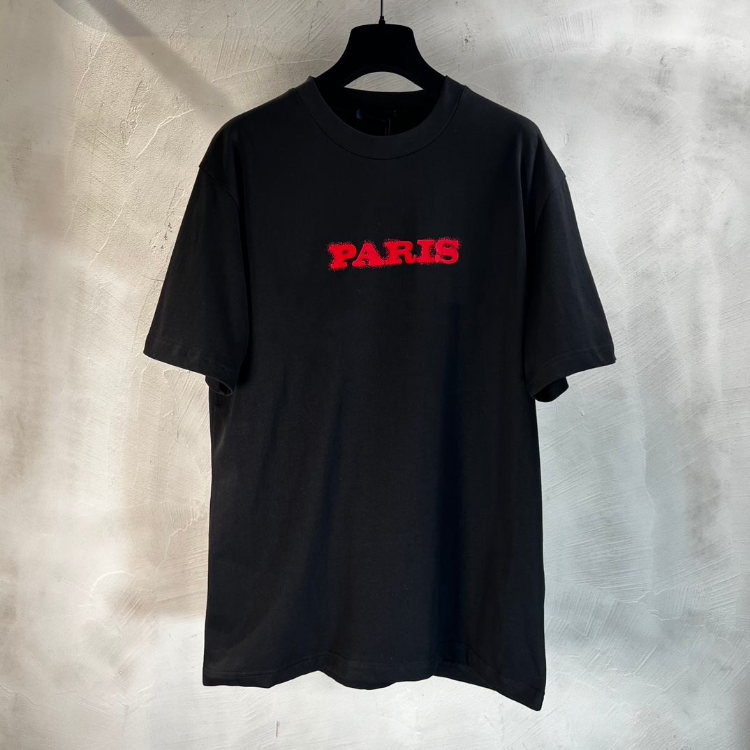 24SS Wczesna wiosna męskie koszule dżinsowe spodenki Włochy Paris Mężczyźni Women Street Fashion Fashion krótkie rękawy OS T-shirty Letnie oddychanie TEE ZL0401