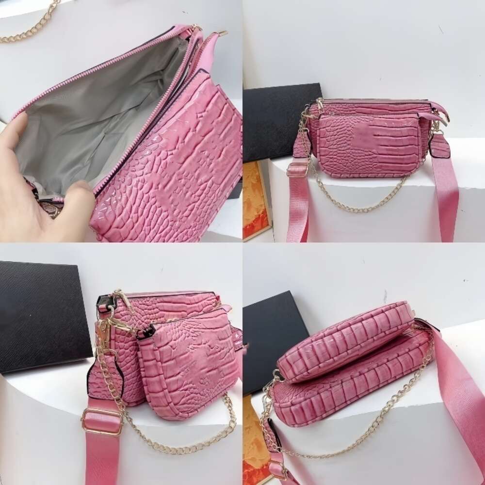 Designer de bolsa de couro vende bolsas femininas de marca com 50% de desconto Bolsa crossbody com padrão feminino moderno e versátil ombro destacável pequeno