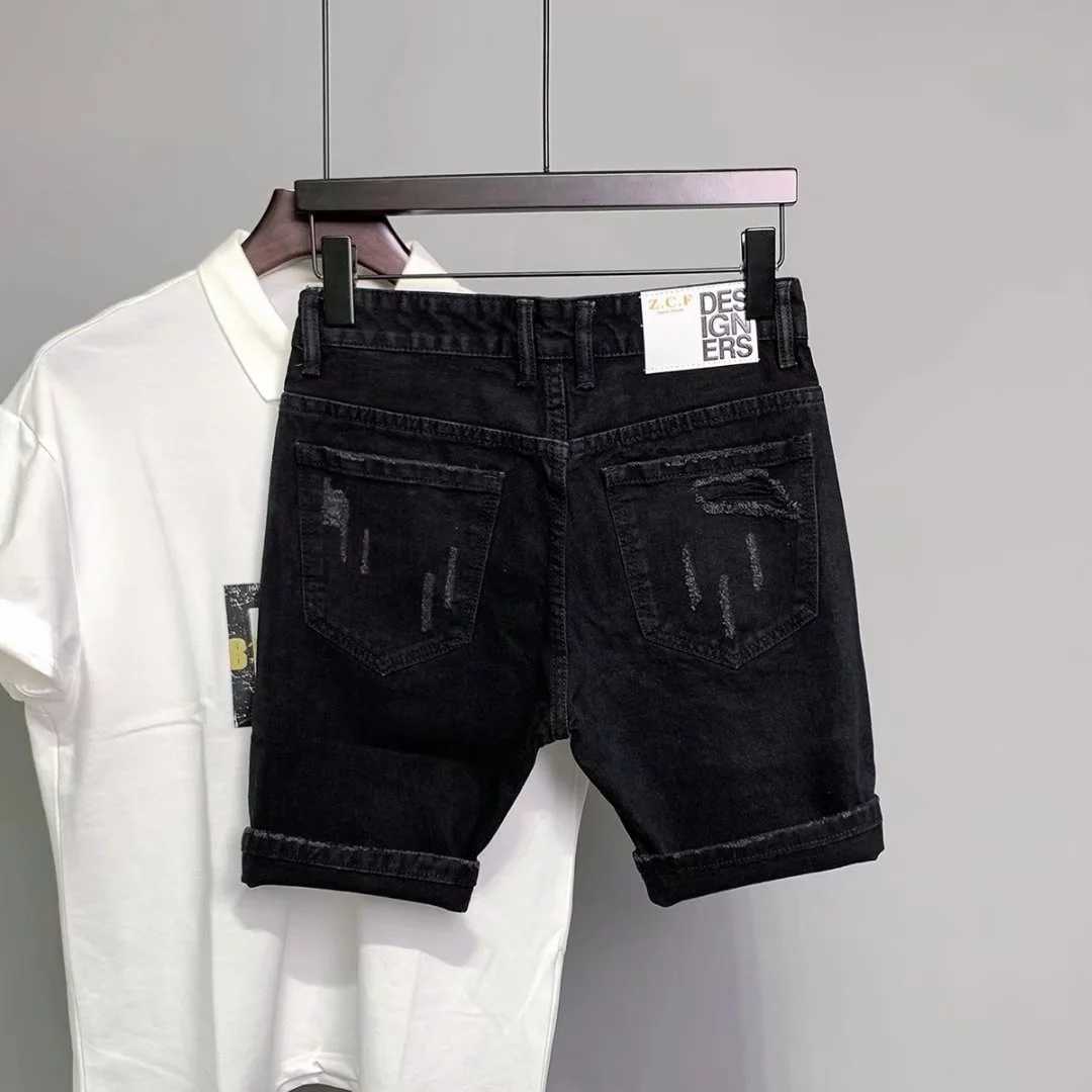 Men's Jeans New mens 2023 hole stickers Korean fashion ultra-thin denim shorts leg jeans shortsL2404