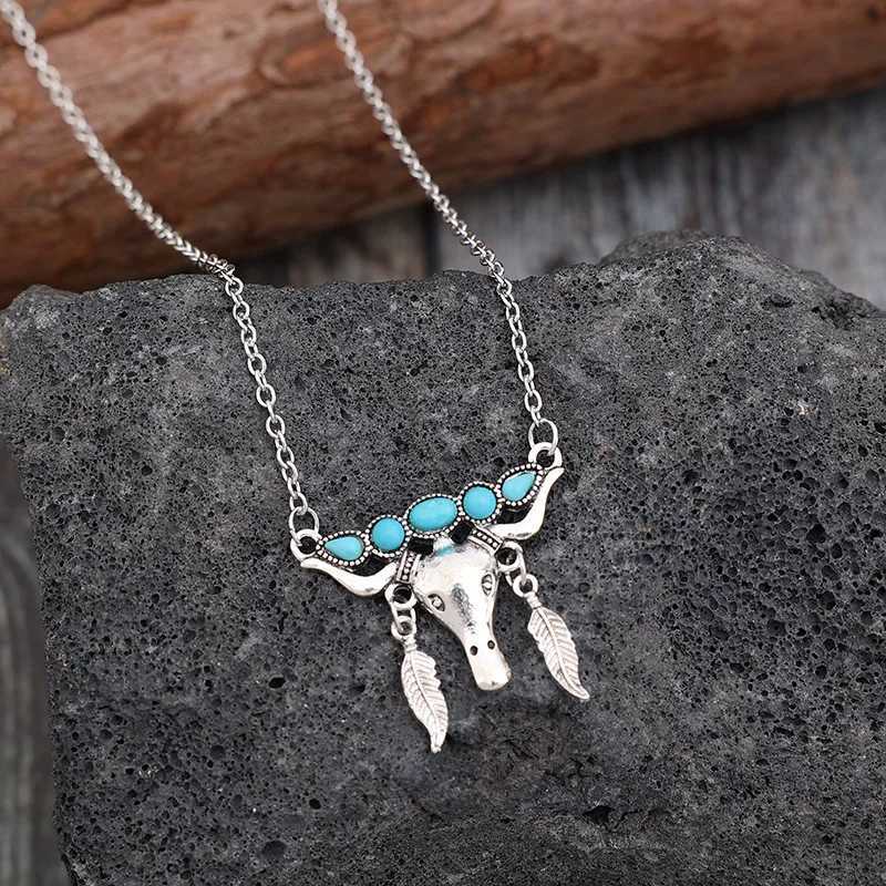 Pendentif colliers 2024 pierres de couleur Turquoise bijoux Punchy rodéo cadeau STEER crâne pendentif collier pour femmes Bull Steer Western collier 240401