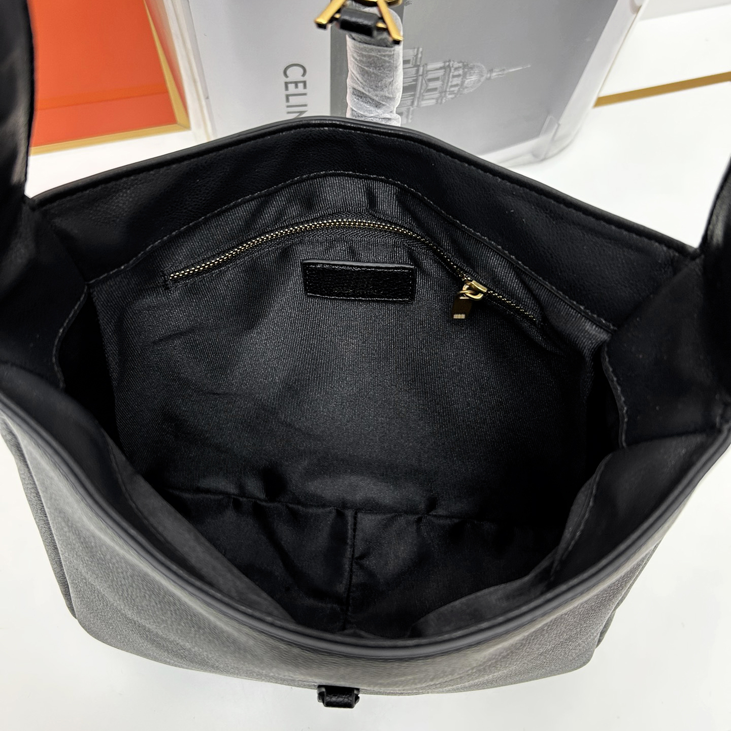 Bolsa de luxo da moda feminina LE 5A7 Designer Hobo Bag Saco de couro de alta qualidade Mulheres simples e fofas bolsas de bolsa de bolsa de bolsa de bolsa