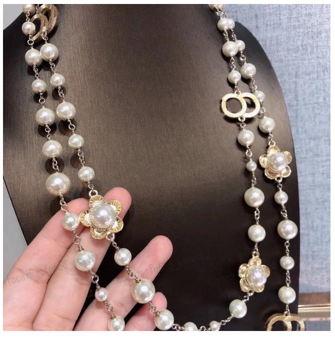 2024 Collares pendientes Collar de perlas con doble alfabeto, joyería de diseñador, collar de mujer de moda de lujo