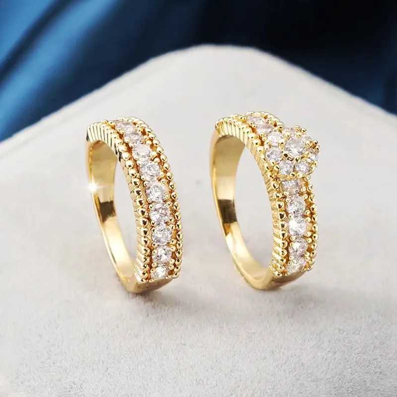 2 stcs Wedding Rings Huitan Trendy Golden Color Bridal Ring Sets vrouwelijke huwelijksceremonie accessoires met heldere zirkonia mode luxe sieraden