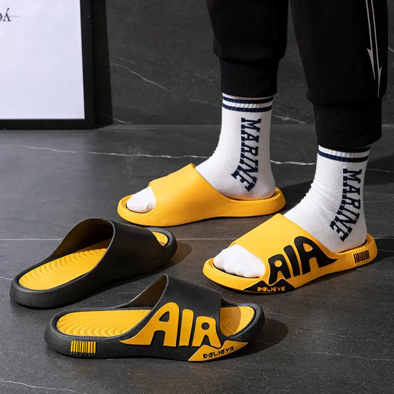 Sandálias 2022 Novo verão chinelos masculinos gladiadores Roma Men Sapatos de ar de ar de ar tornozelo de tornozelo
