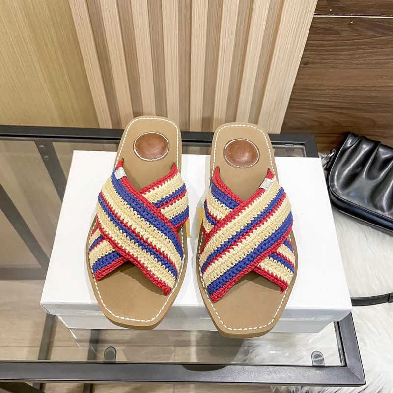 40% de réduction sur les chaussures de créateurs version pantoufles à fond plat pour les femmes à la mode d'été portant un ruban coloré tissé un mot pantoufle tendance