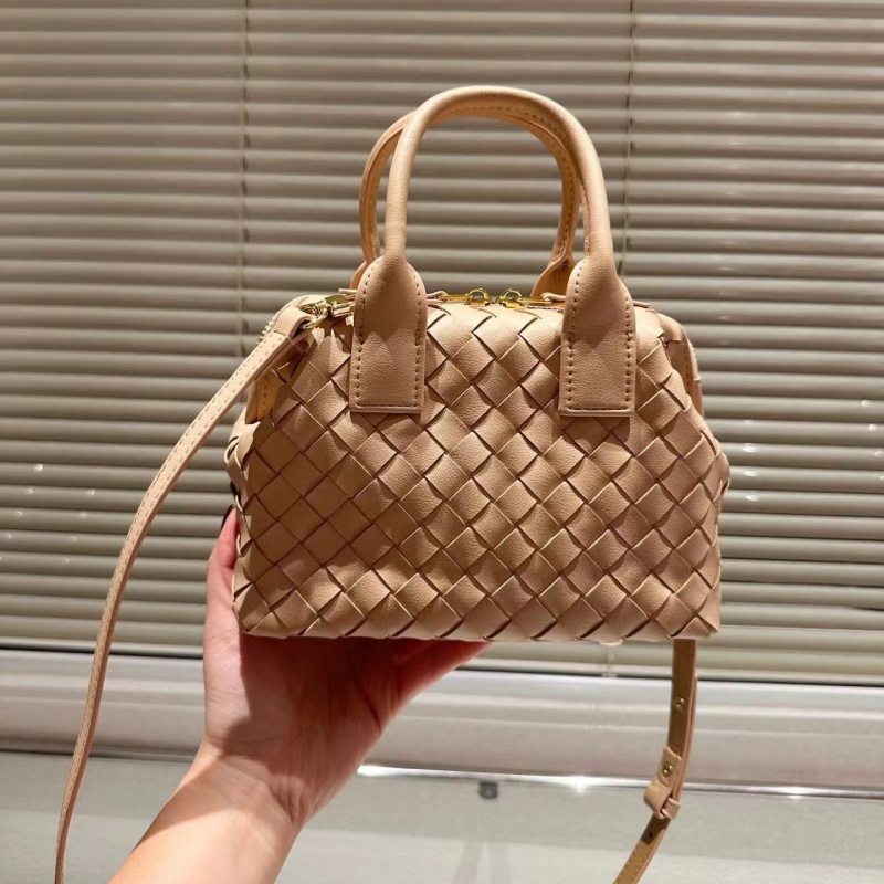 Stijlvolle handtas crossbody tas afneembare riem high-end lederen materiaal, eenvoudige en mooie gratis verzending geweven tas