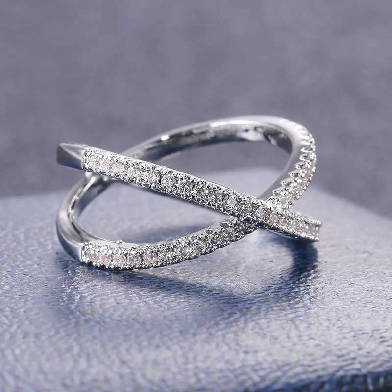 anéis de casamento huitan luxury cruz x forma anel de noivado de mulheres pavimentadas cz de pedra prata elegante elegante jóias femininas anel de jóias quente venda