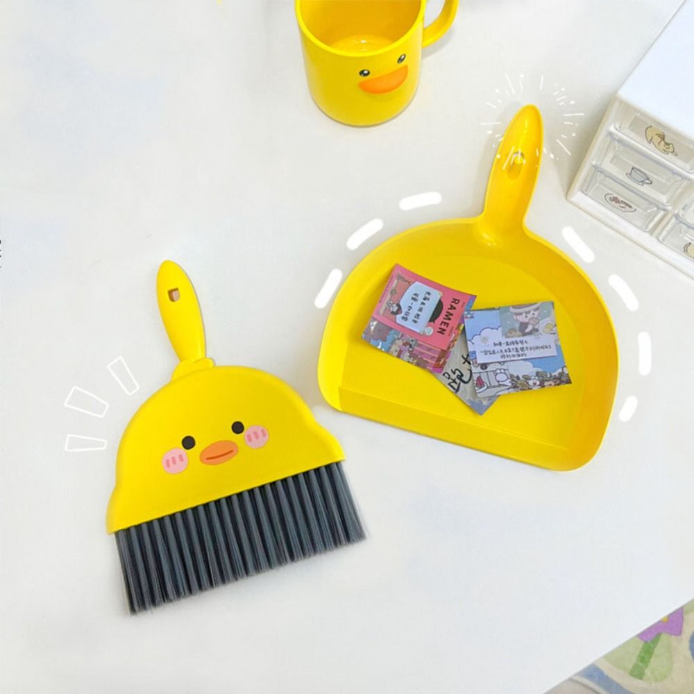 Household Cute Duckling Pattern Plastic Clean Tool Hangable Desktop Cleaning Brush Set Portable Windowsill Brooms Dustpans Kit