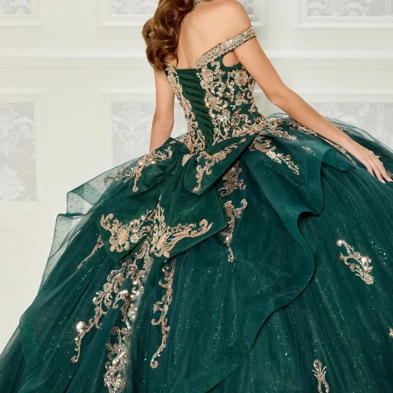 .Luxury Emerald Green Quinceanera Dresses Off Shoulder Ball Gown Corset Birthday Party Dress Gold Applique Beads Vestidos De 15