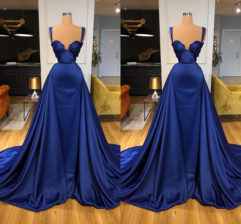 아프리카 Duabi Arabic Royal Blue Elegant Sheath Prom Dreess Long Black Girls Spaghetti Straps Court Train 여성 공식 이브닝 파티 가운 Robes Custom