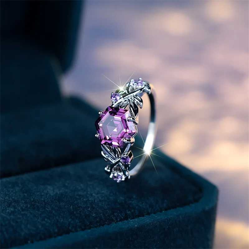 anéis de casamento altos lindos lindos incrustados roxos hexagon zircão toque anel de moda moda prata cor delicada anéis de casamento vintage para mulheres de jóias