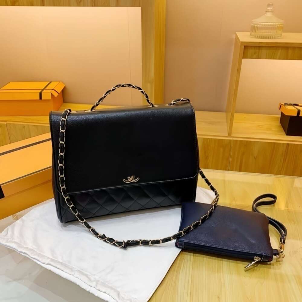 Bolsa de couro designer vende bolsas femininas de marca com 50% de desconto nova pequena grande capacidade sacola feminina corrente de um ombro portátil