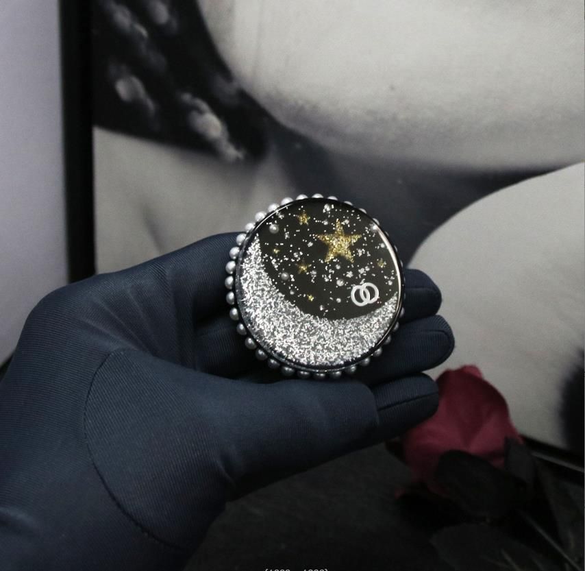 Broches, broches Nouvelle Lune et étoile Bracelet en résine de diamant complet avec accessoires de mode et de luxe légers avancés