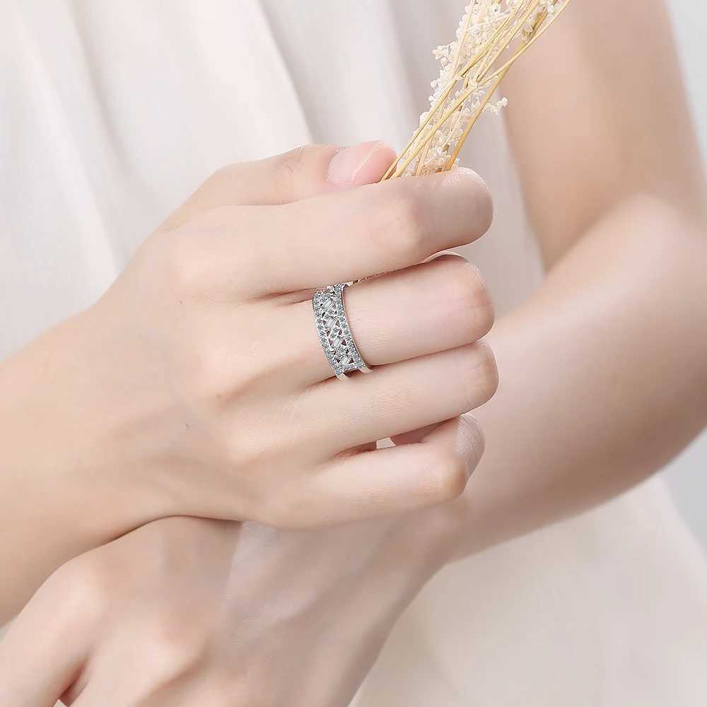 Pierścienie opaski 925 Sterling Srebrny luksusowy cyrkonia krystaliczna podwójna warstwowa pierścień odpowiedni dla kobiet wykwintna biżuteria Otwarta regulowana pierścień palca