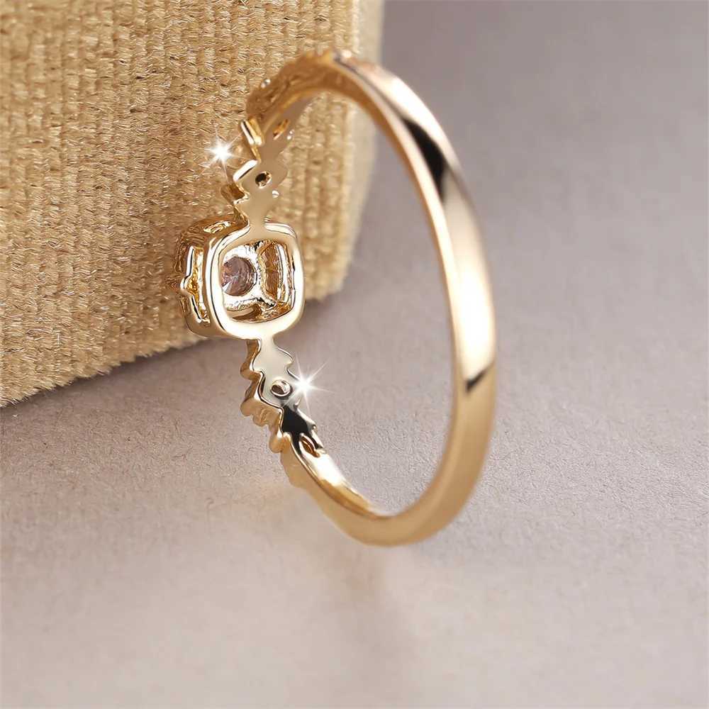 Wedding Rings Simple Fashion Crystal Round Stone Ring White Zircon Small Square Engagement Rings For Women Vintage Gold Color Wedding Jewelry