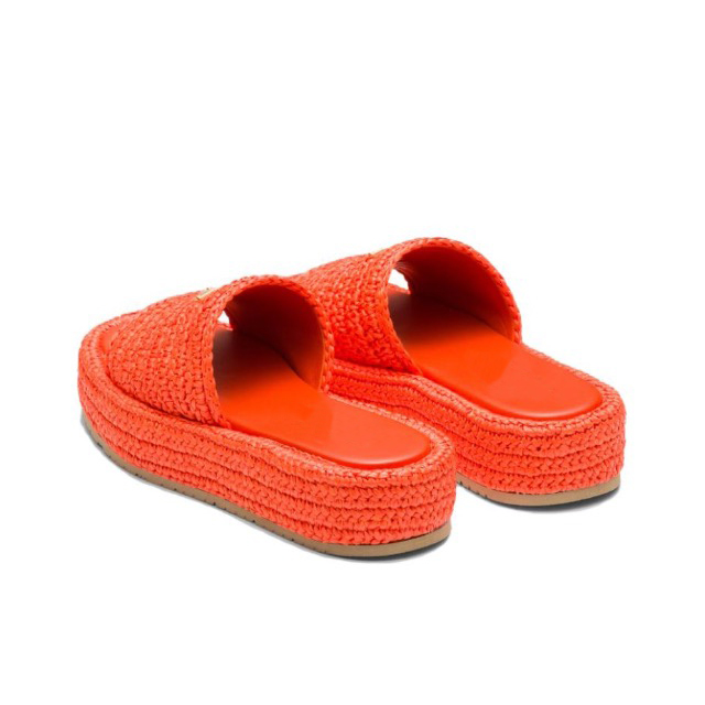 Triangellogo Casual Slip-On Women Sandaler med Box Open Toe Slingback Summer Beach Slippers Lätt designer Luxury Women Shoes Outdoor Office
