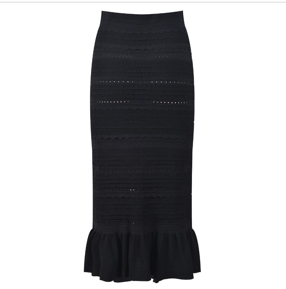 Robe midi d'été Femme tricotée noire de style coréen Robule Dames Robes Élégant mode Femme décontractée Robe 2024