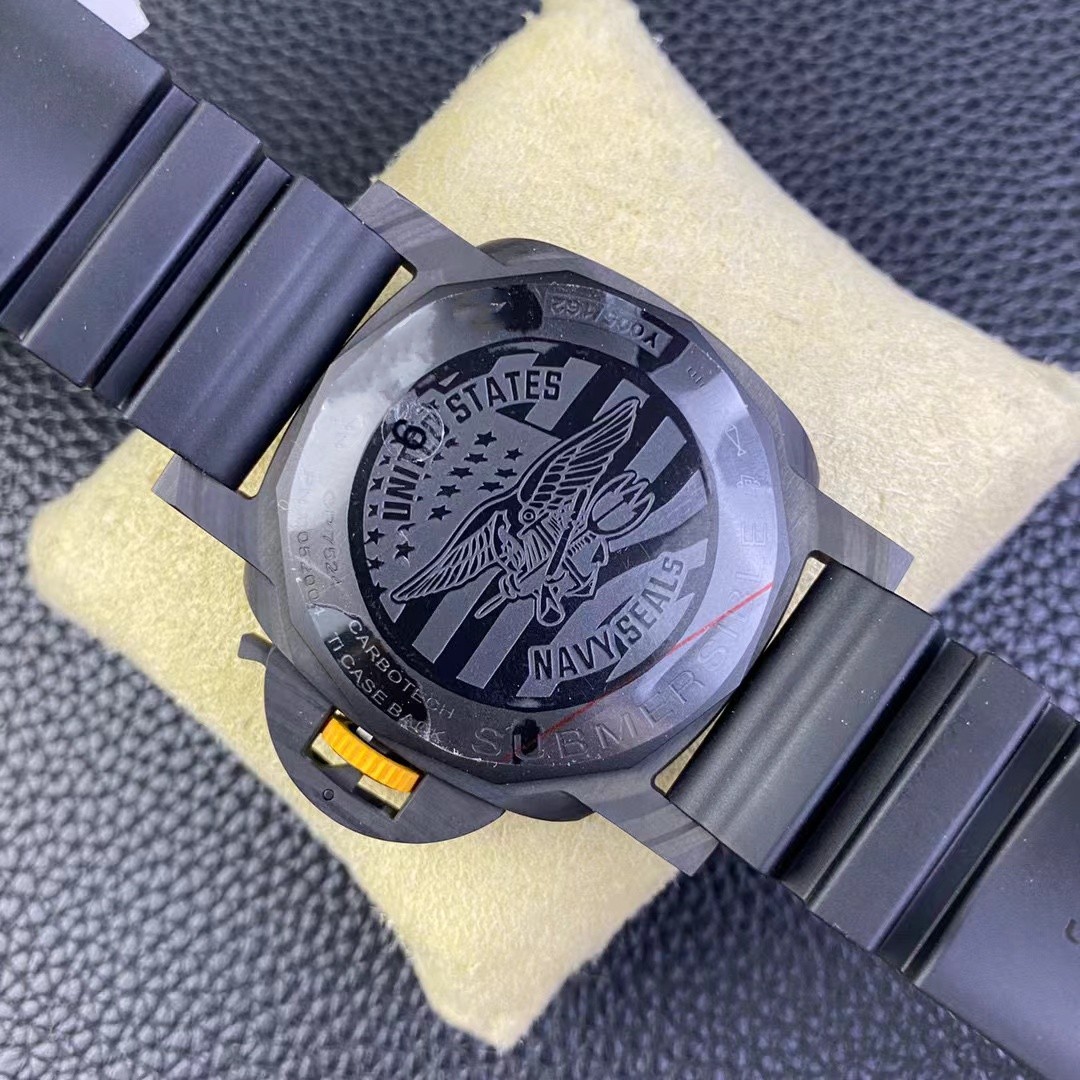 2024 VS Factory Mens Watch 9000 movement size 44mm carbon fiber case, carbon fiber disk face sapphire crystal glass designer watches