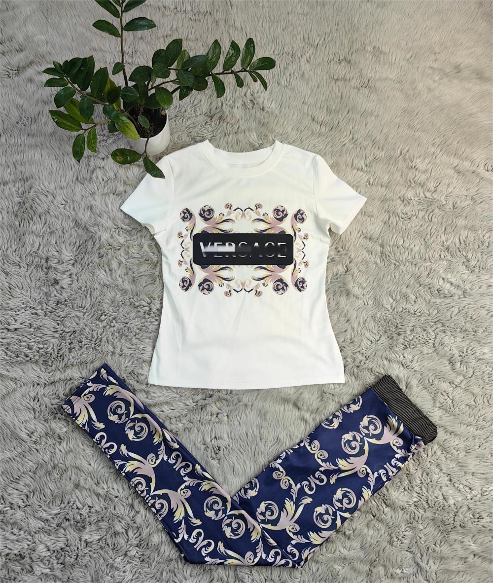 Moda Baskı Kıyafetleri Kadınlar İki Parçalı Pantolon Günlük Mürettebat Boyun T-Shirt ve Pantolon Set Ücretsiz Gemi