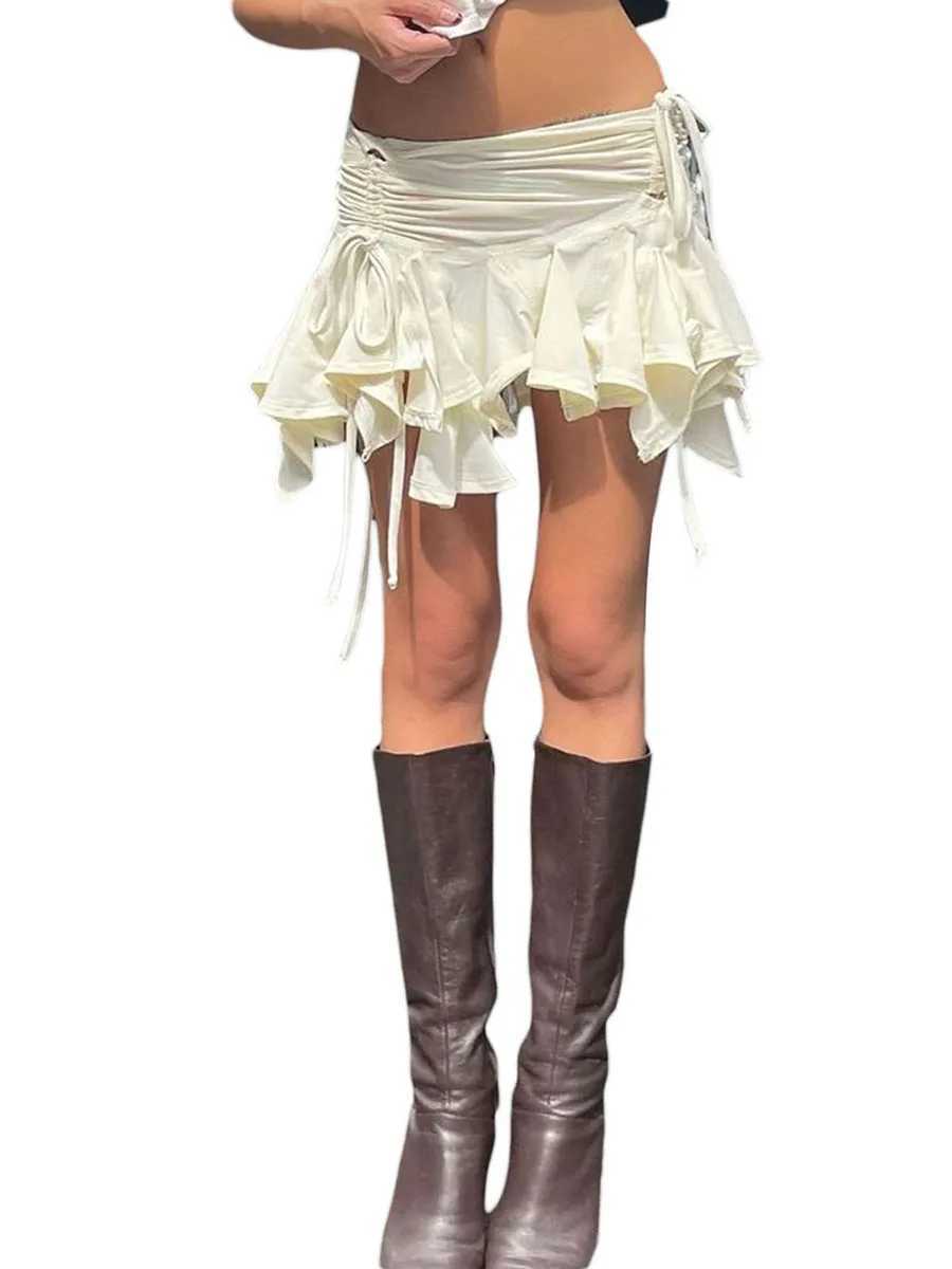 アーバンセクシードレス女性ソリッドカラーゴシックパンク不規則スカート夏のファッションドロースティングタイプルーチェッドフリルミニスカートブラック/ホワイト2445