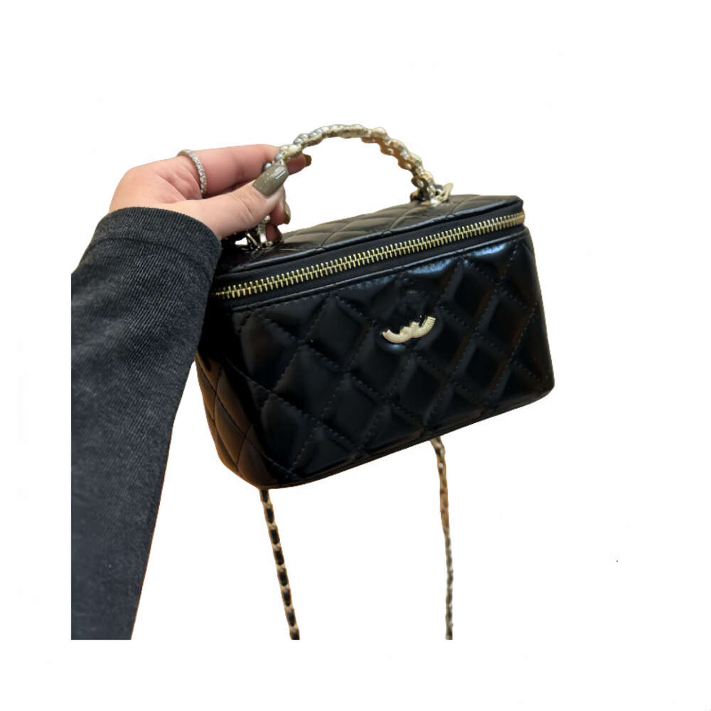Le borse di design vendono borse da donna con una borsa quadrata di sconto 50% Nuova spalla alla moda e alla moda a catena Crossbody Womens