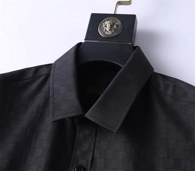 2024spring e autunno Nuova classica vintage classica a quadri a pipì camicia a maniche lunghe con camicia coreana maglietta sottile in stile top marea