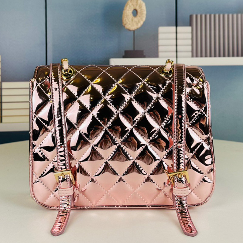 Sac de créateur de qualité miroir 24c Femmes Gold et chaîne rose sac à dos sac à dos sac à dos de haute qualité sac de messager de luxe sac