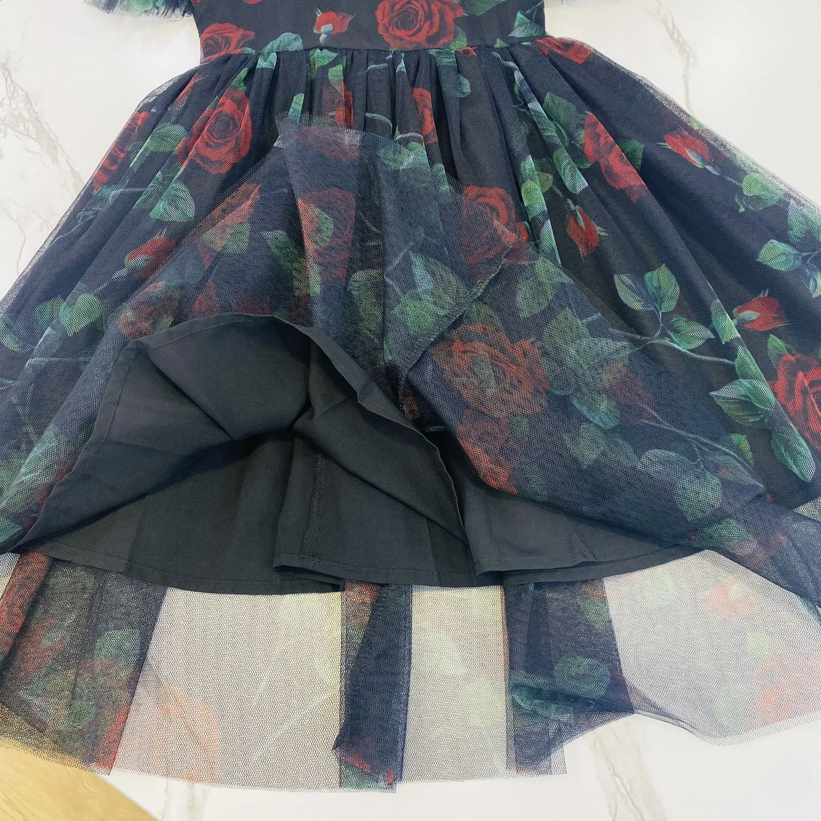 merk meisjes bloemjurk baby zomer zwart rode roos bloemen kinderen kleding bloemen 240329