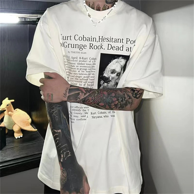 VINTAGE Retro Retro Cobain Round Neck Dishirt Vshirt High Street Vibe Loose American Marca Americana Cotton Casual Men 240327