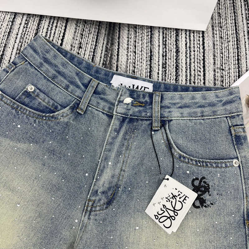 Shorts Designer la primavera e l'estate, riducendo l'età, lo stile da ragazza dolce, ricamato con lettere, diamanti caldi, pantaloncini di jeans ad alta vita e dimagranti PBMU