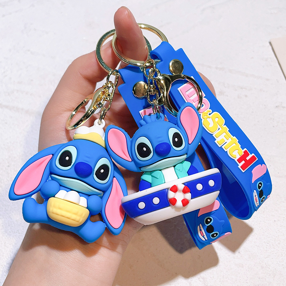 Fashion Cartoon Movie Character Keychain Rubber and Key Ring för ryggsäcksmycken nyckelring 083626