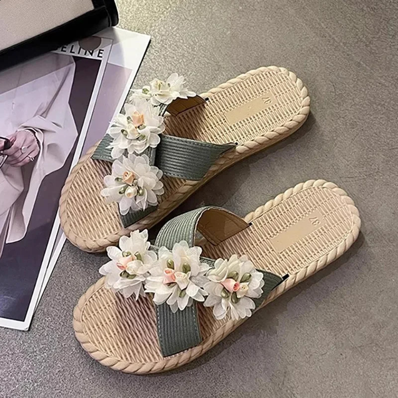 Kobiety Sandals Buty Summer 580 Fashion Kapcieczki Damskie klapki Wysokiej jakości swobodne mieszkania Kapty 240328