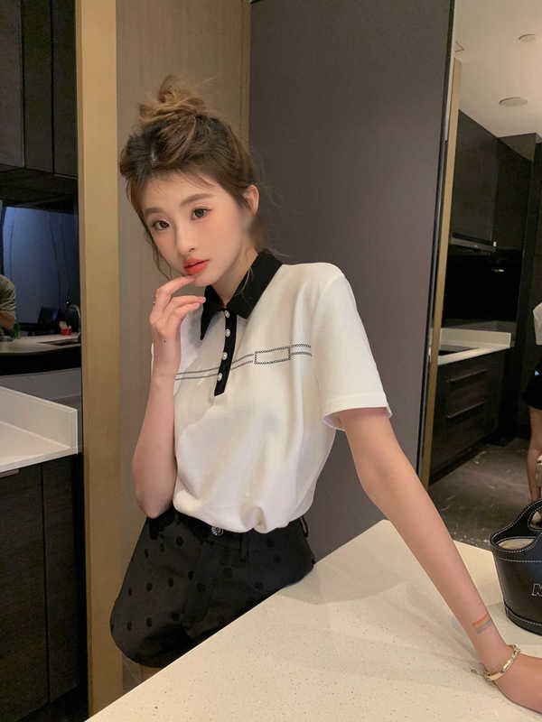 T-shirt pour femmes Designer Shenzhen Nanyou haut de gamme Miu Couleur de maison Décoration de revers contrastée eau diamant perle boucle polo épaule à manches courtes U9si