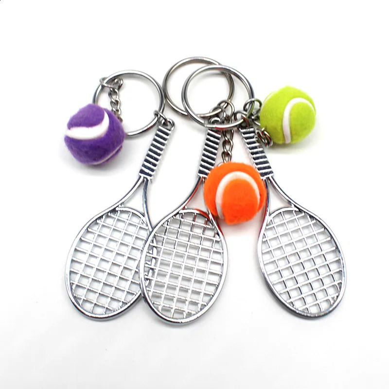 Tenniskugel und Schlägermodell Keychain Mini NoviTy Handtaschenwagen Liebhaber Sport 240402