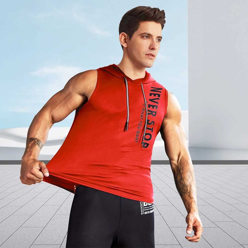 T-shirt maschile estate fitness con cappuccio con cappuccio con cappuccio esterno senza maniche personalizzate Magnello sportivo da uomo alla moda personalizzato