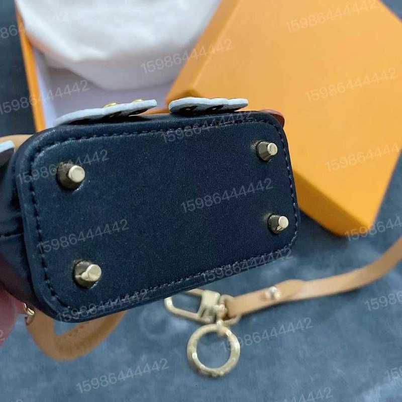 Chave Rings Designer L Família da Fluste Shell Wallet Pvc Puppy Filhote de Filhote de Elepha Zipper Pingente Pingente Gift Iyu2