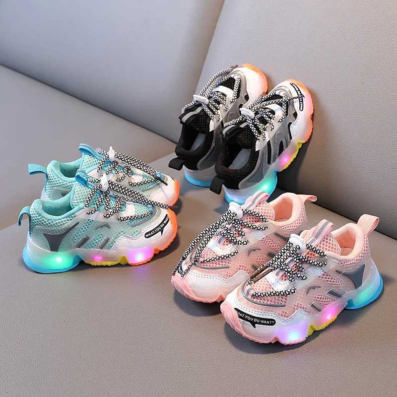 Athletic Outdoor Luninous Sneakers Kid Shoes Sports Running Shoes Aged for 1-3 Boys Girls Trainers Breathable Mesh Child Casual Illuminated Shoes 240407
