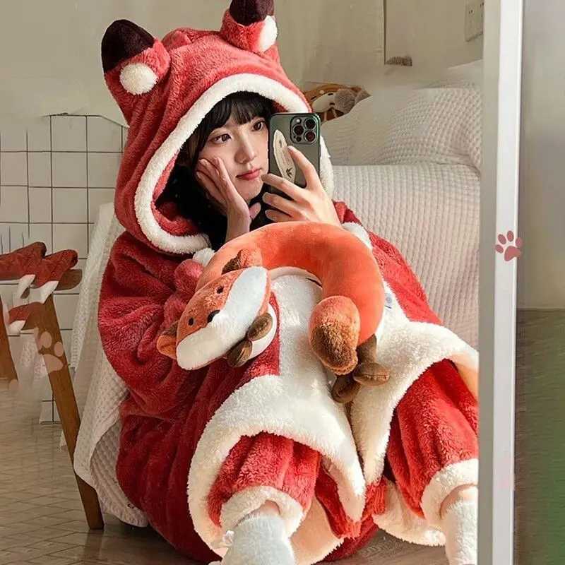 Hemkläder Plush Pyjamas Womens Pyjamas Winter Warm Casual Hooded Pyjamas Söt Anime Fox Rollspel Set Flanell Pajamasl2403