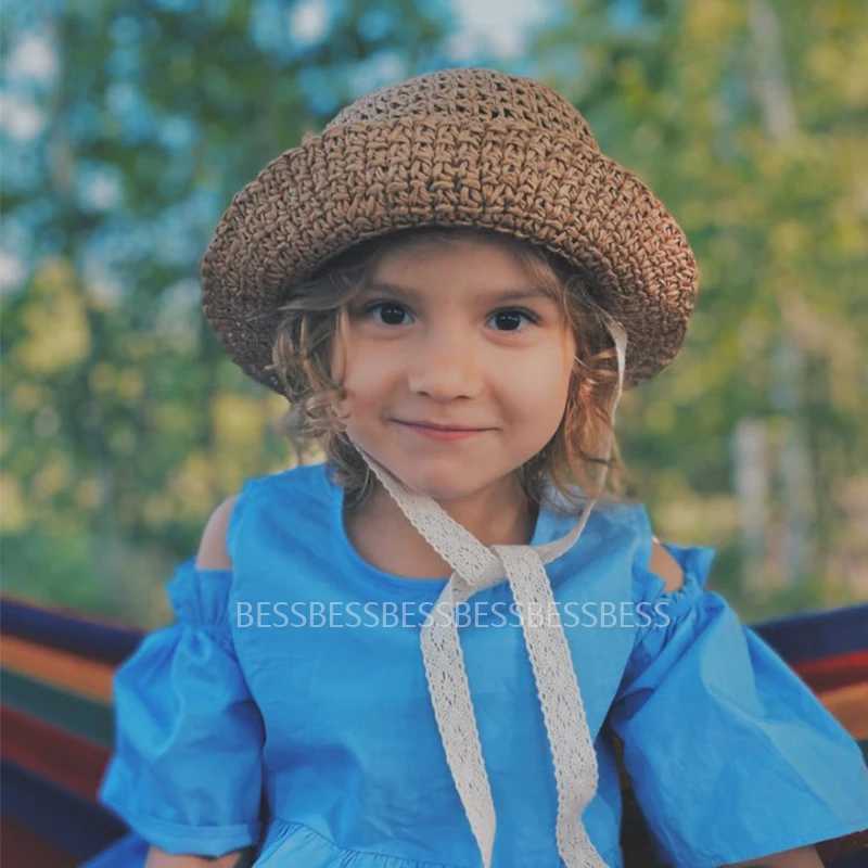 Wide Brim Hats Bucket Hats Fashion Lace Baby Hat Summer Straw Bow Baby Girl Cap Beach Children Panama Hat Princess Baby Sun Protection Hats Caps for Kids 240407