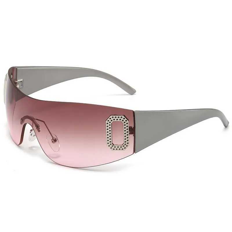 Lunettes de soleil Y2K Punk Punk Punk One-Piece Sunglasses pour femmes Nouvelles marques de luxe Sunshades Five-Star Emballés Glasshesl2404