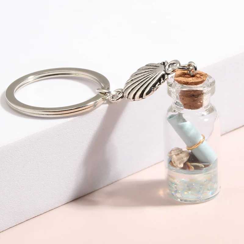 Keychains Lanyards Sea Keychain Shell Sternenfischschatte bewegte Flüssigkeit Drift Flaschenschlüssel Ringketten Freundschaft Geschenke handgefertigter Schmuck Q240403