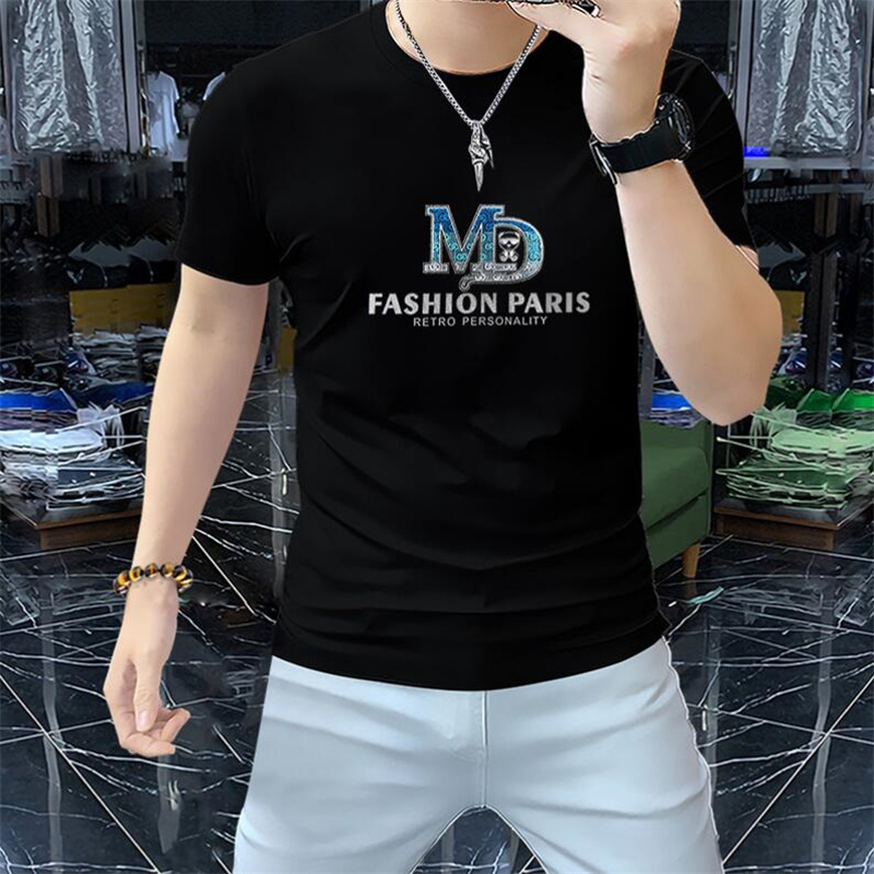 Novo 2024 Luxury Mens Camise Designer Top Tshirts Top Mulher para amantes Carta de manga curta Round Crew Neck Fashion Hip Hop Cotton Tshirts