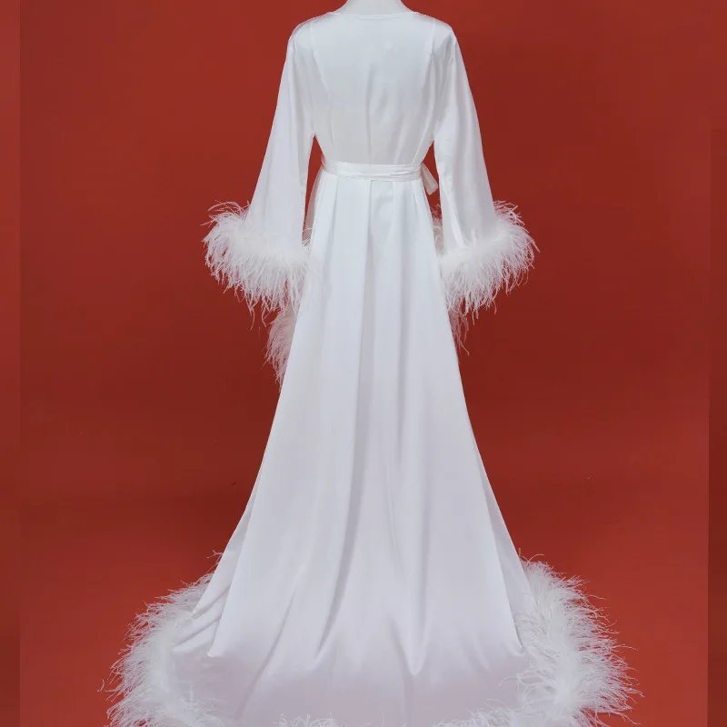 2024 High -End -Frauen weiße Strauß Haare Heck Mode Luxus Sexy Frauen langes Kleid von zwei Nachthemen