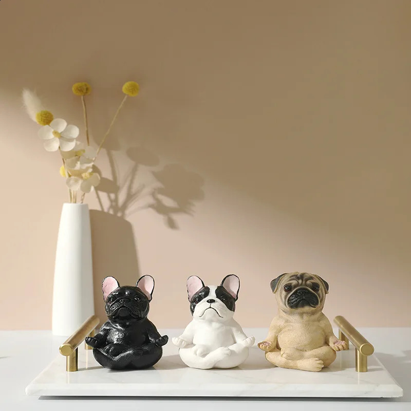 Méditation PUG FRENSE BULDOG Figurine Zen Yoga Resin Statue Decorative Collectable pour Home Garden Desktop Dashboard Decoration 240322