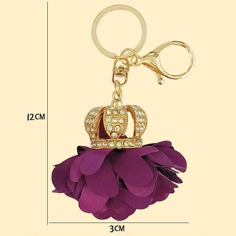 Keychains Lanyards Nouvelles strass Pétales couronne pendentifs Pendants Metal Key Chain Women Car To Ring Sac Charmes Accessoires Party Gift Jewelry K1609 Q240403